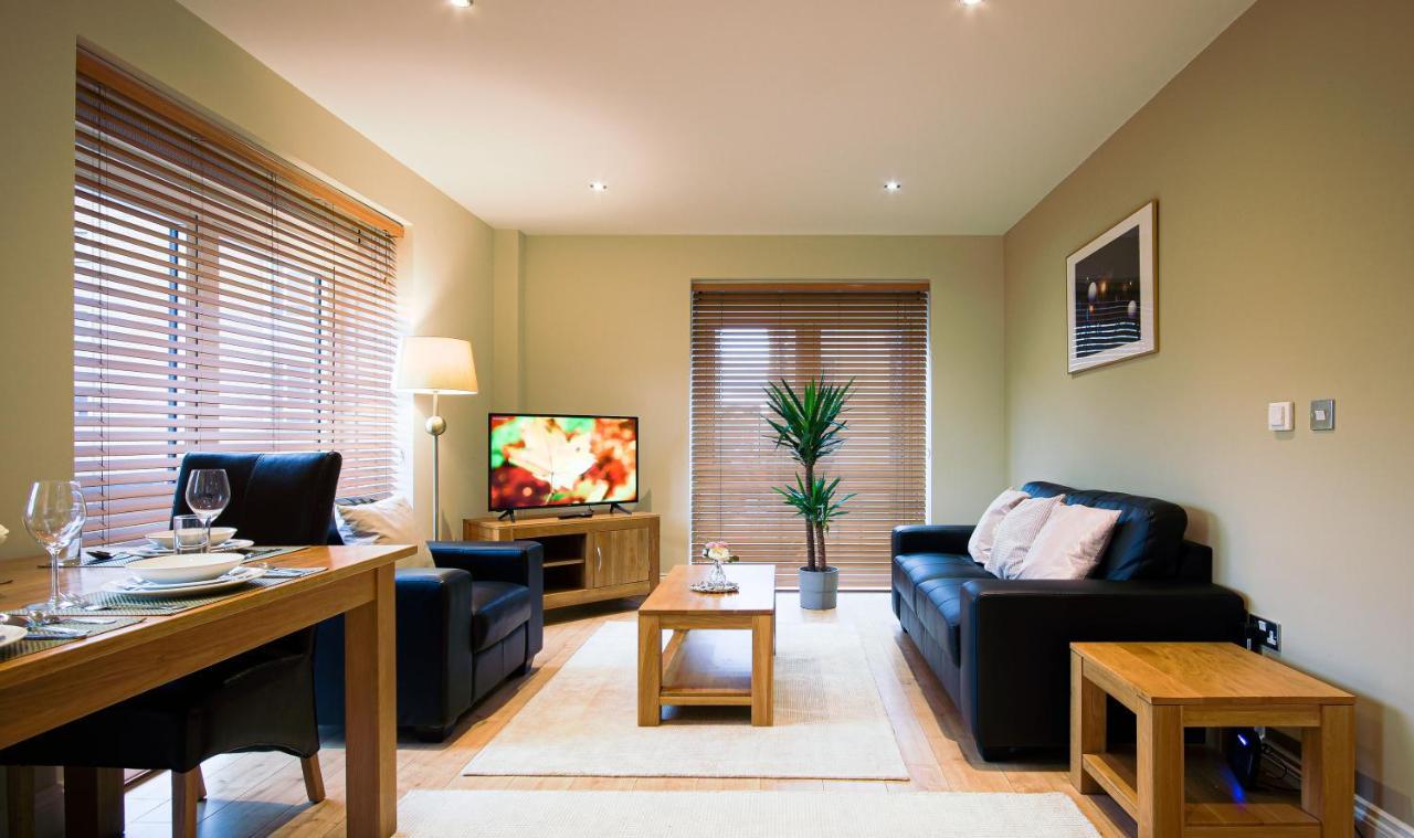 Superb City Center 1 Or 2 Bedroom Apts King Bed Southampton Extérieur photo