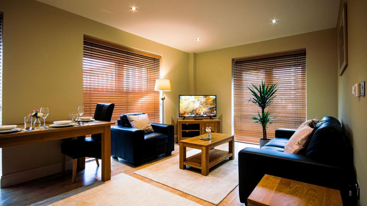 Superb City Center 1 Or 2 Bedroom Apts King Bed Southampton Extérieur photo