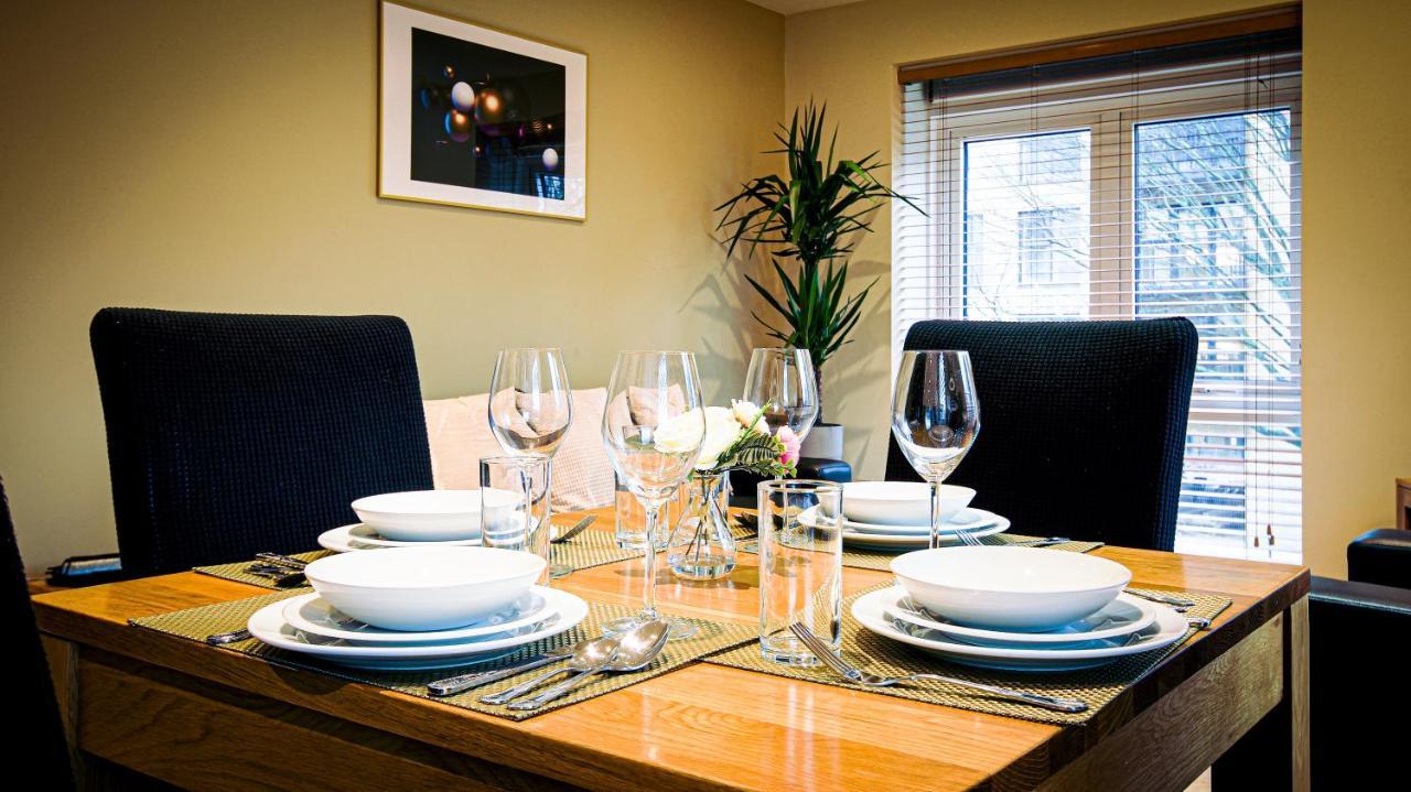 Superb City Center 1 Or 2 Bedroom Apts King Bed Southampton Extérieur photo