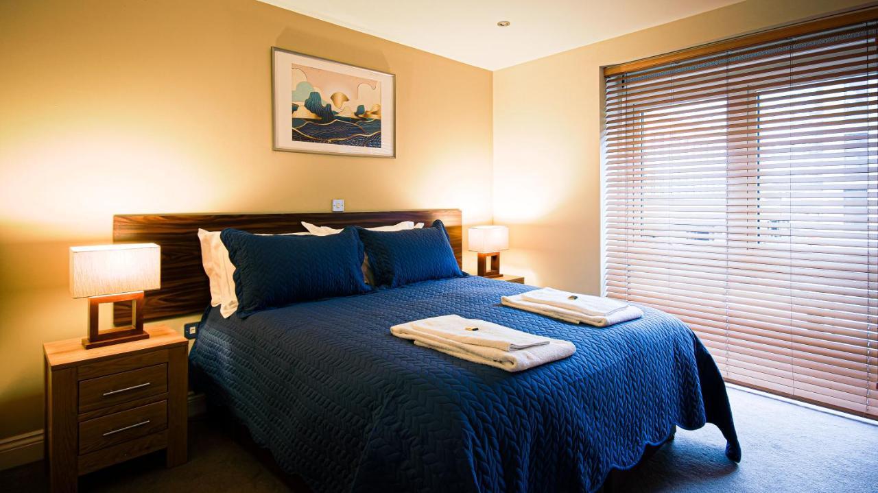 Superb City Center 1 Or 2 Bedroom Apts King Bed Southampton Extérieur photo
