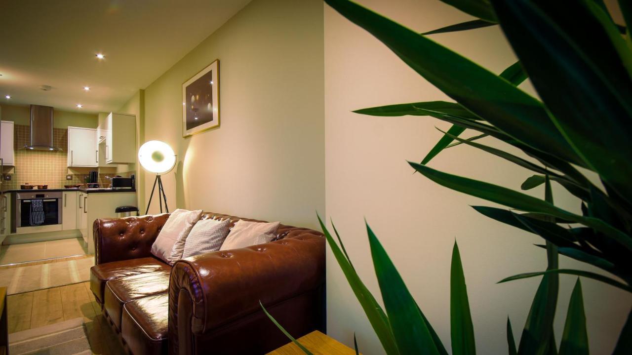 Superb City Center 1 Or 2 Bedroom Apts King Bed Southampton Extérieur photo