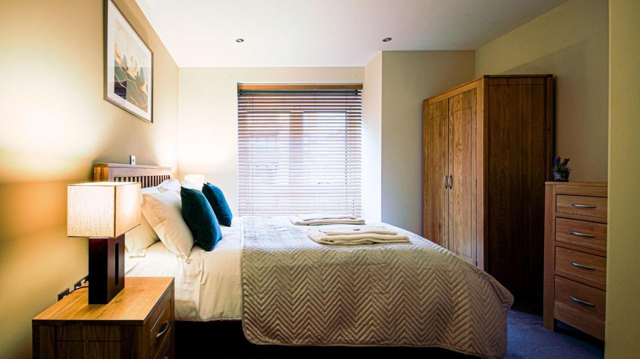 Superb City Center 1 Or 2 Bedroom Apts King Bed Southampton Extérieur photo