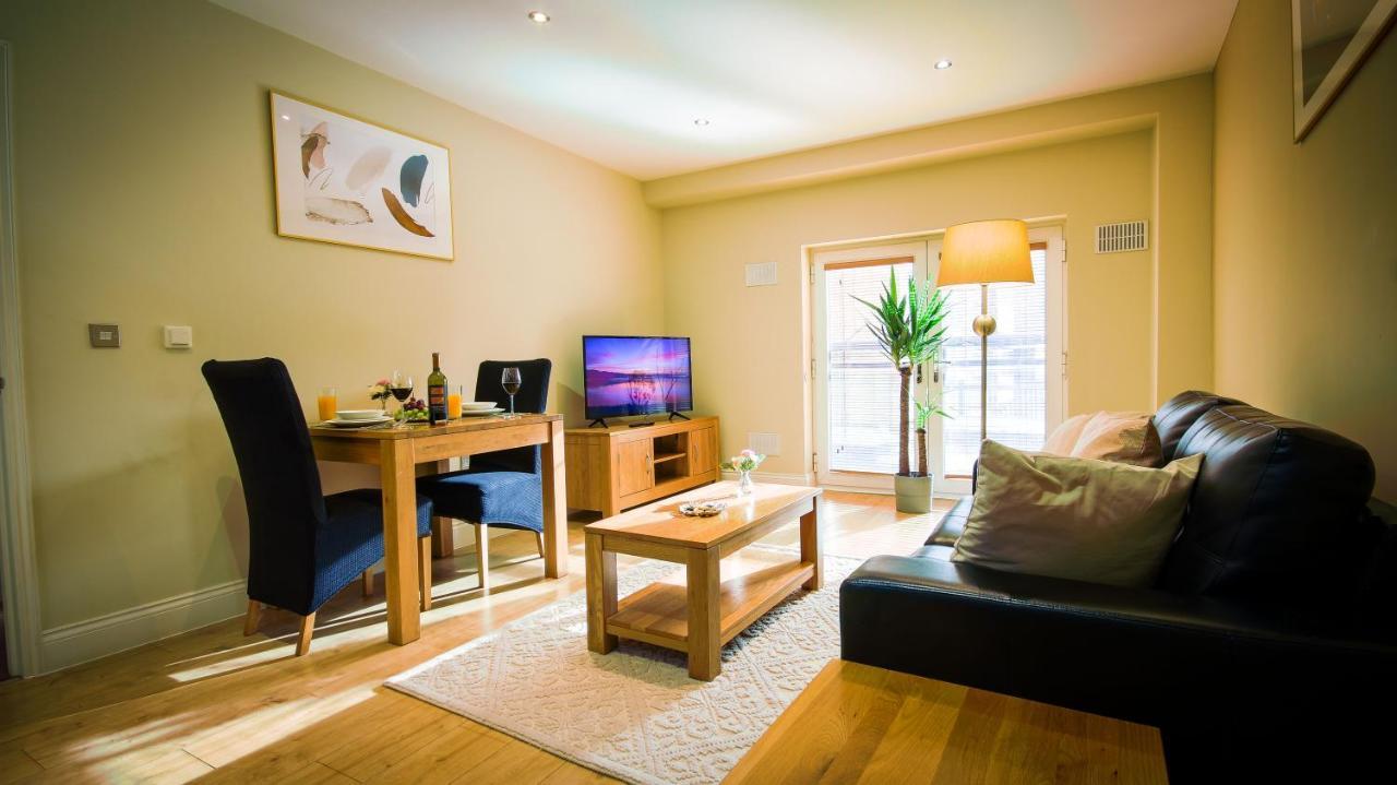 Superb City Center 1 Or 2 Bedroom Apts King Bed Southampton Extérieur photo